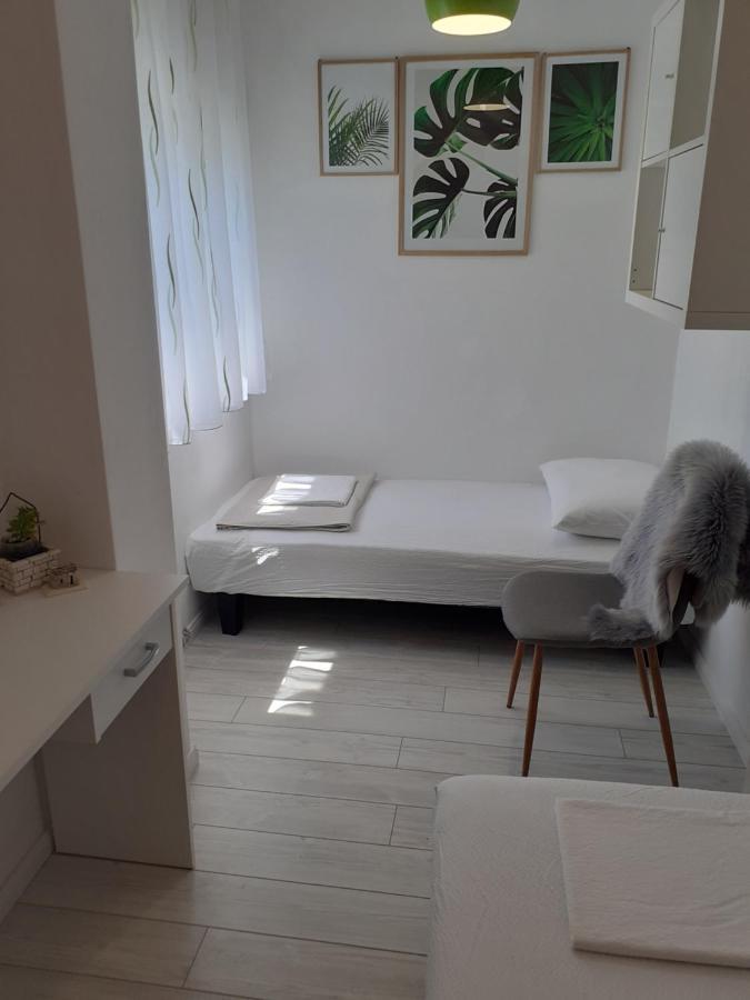 Apartments Tanya ชิเบนิก ภายนอก รูปภาพ